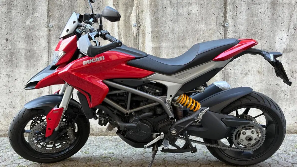 Ducati Hypermotard 821 (2013 - 15)  (3)