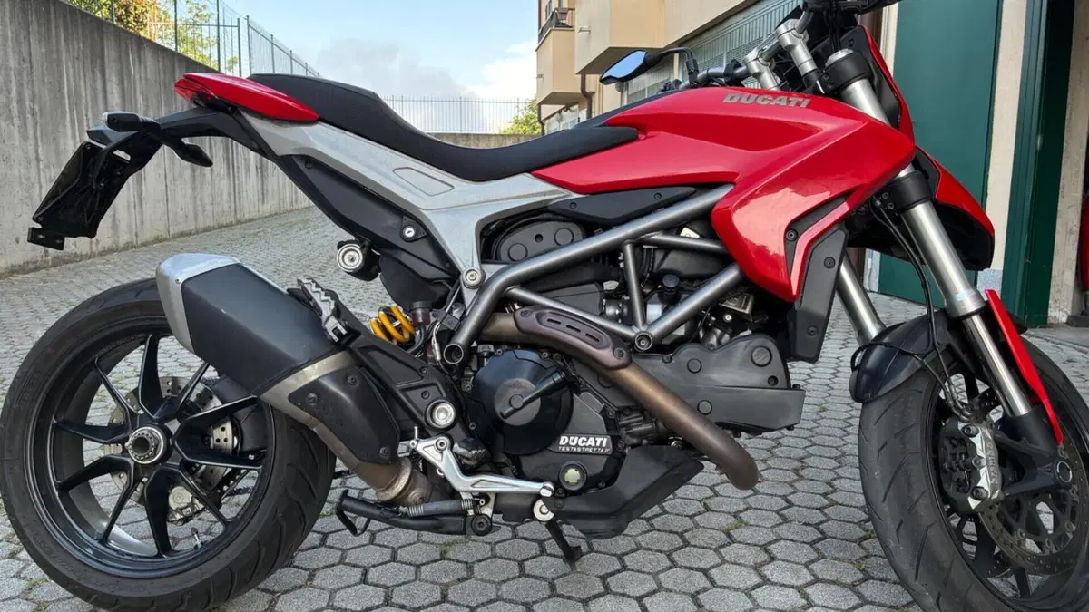 Ducati Hypermotard 821 (2013 - 15)  (4)