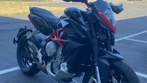 MV Agusta Rivale 800 EAS (2013 -15)  (4)