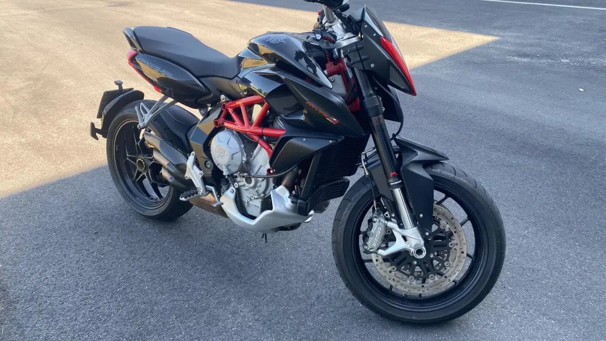 MV Agusta Rivale 800 EAS (2013 -15)  (9)