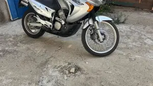 Honda Transalp XL 650V (2000 - 04)  (6)