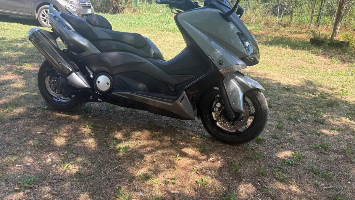 Yamaha T-Max 530 ABS (2012 - 14)  (4)