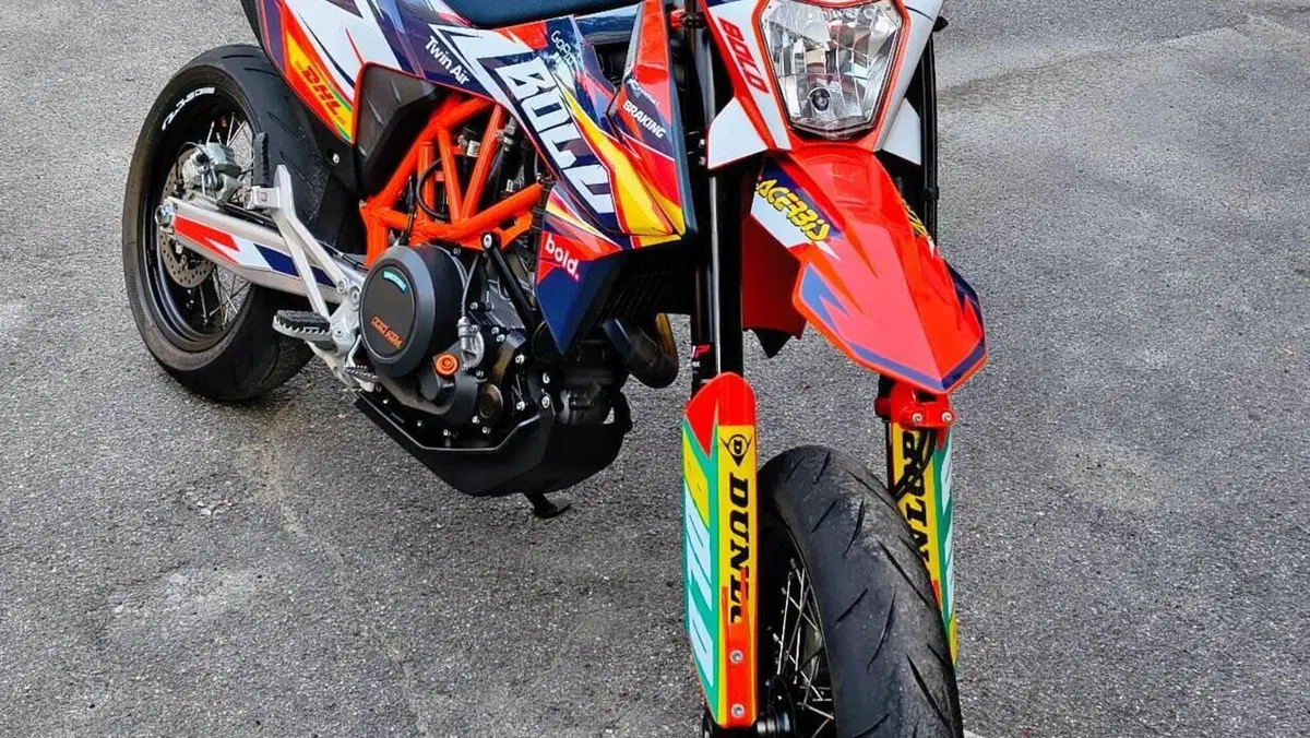 KTM 690 SMC R (2023 - 25)  (2)