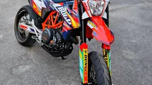 KTM 690 SMC R (2023 - 25)  (2)
