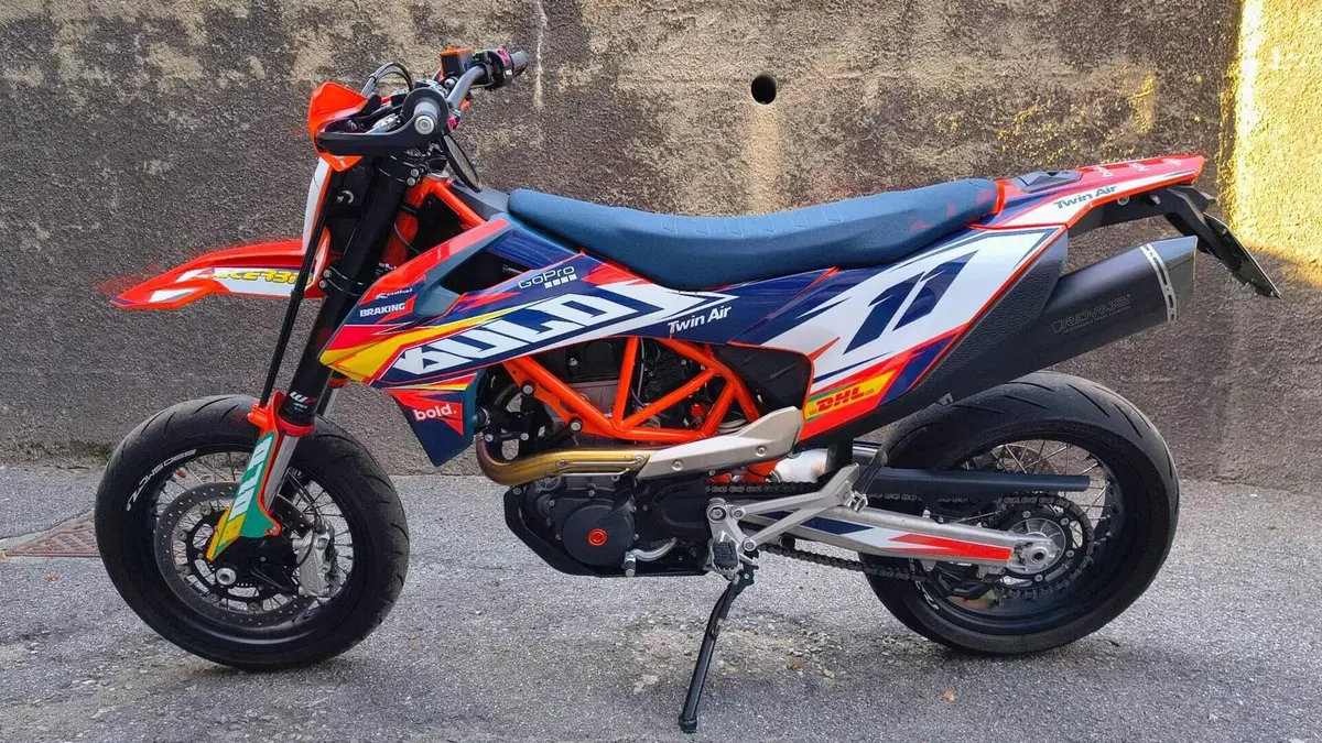 KTM 690 SMC R (2023 - 25)  (4)