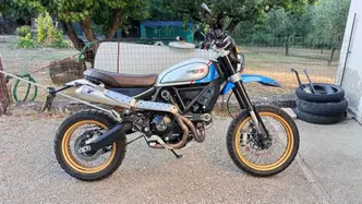 Ducati Scrambler 800 Desert Sled (2021 - 22) usata