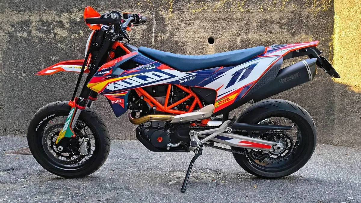 KTM 690 SMC R (2023 - 25)  (9)