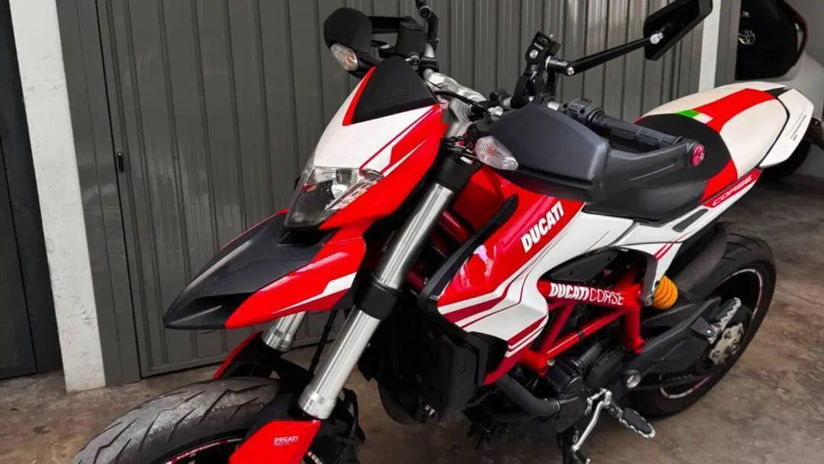 Ducati Hypermotard 821 (2013 - 15)  (2)