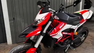 Ducati Hypermotard 821 (2013 - 15)  (2)