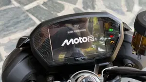 Triumph Street Triple 765 Moto2 (2026)  (9)
