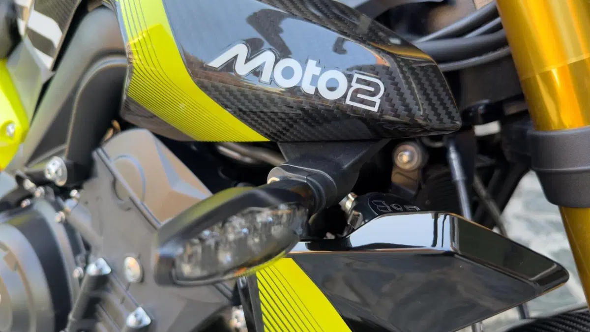 Triumph Street Triple 765 Moto2 (2026)  (8)