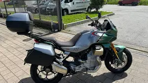 Moto Guzzi V100 Mandello S (2022 - 24)  (3)