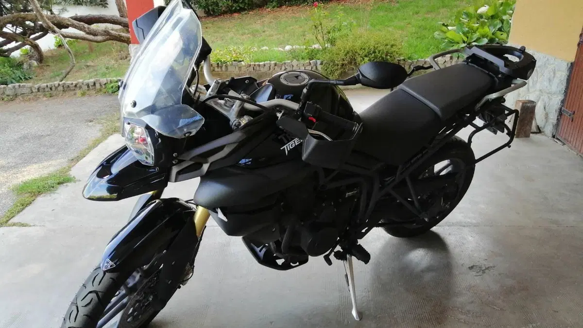 Triumph Tiger 800 ABS (2010 - 14)  (3)