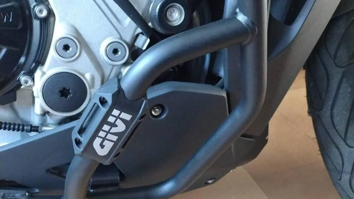 Bmw S 1000 XR (2024 - 26)  (4)