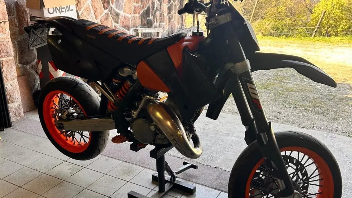 KTM 125 EXC (2006)  (4)