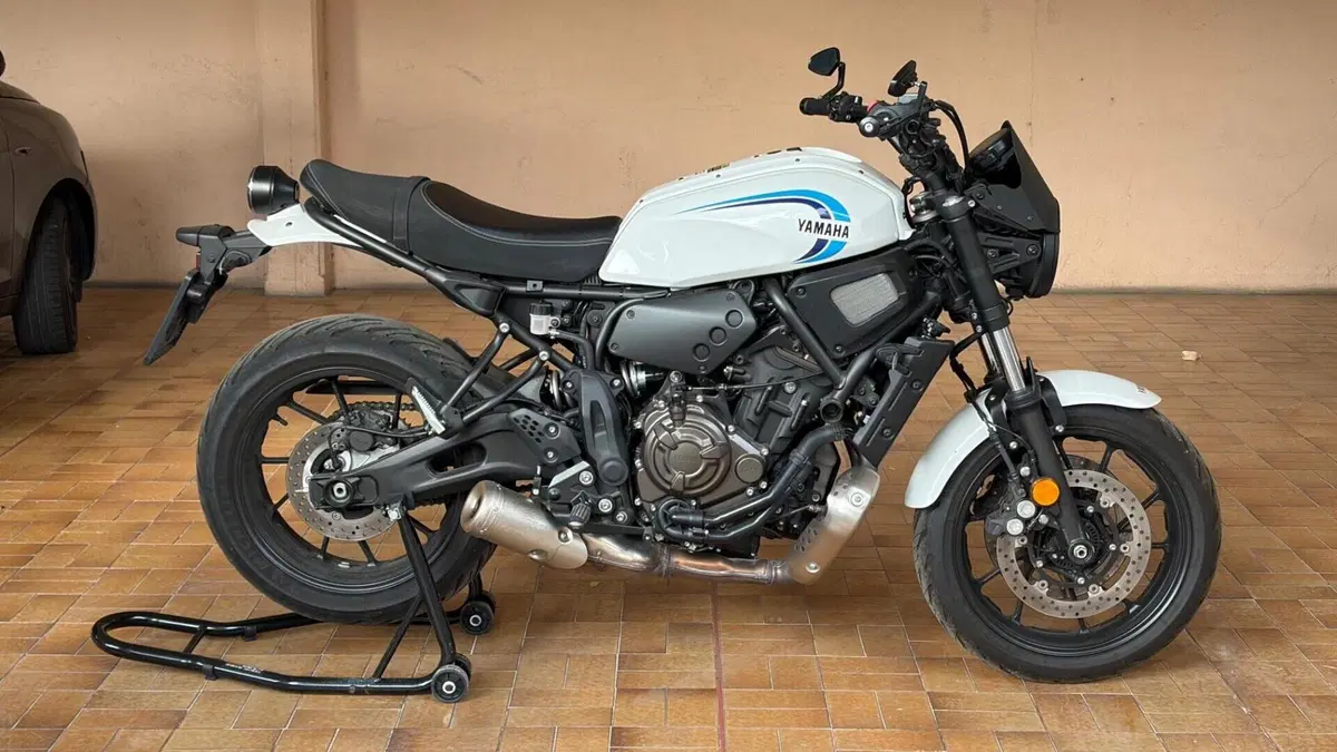 Yamaha XSR 700 (2022 - 26)  (4)