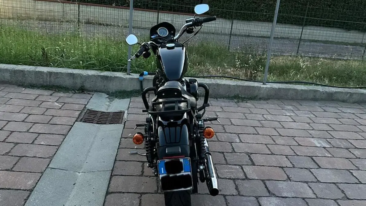 Harley-Davidson XL 1200N Nightster (2008 - 12)  (8)