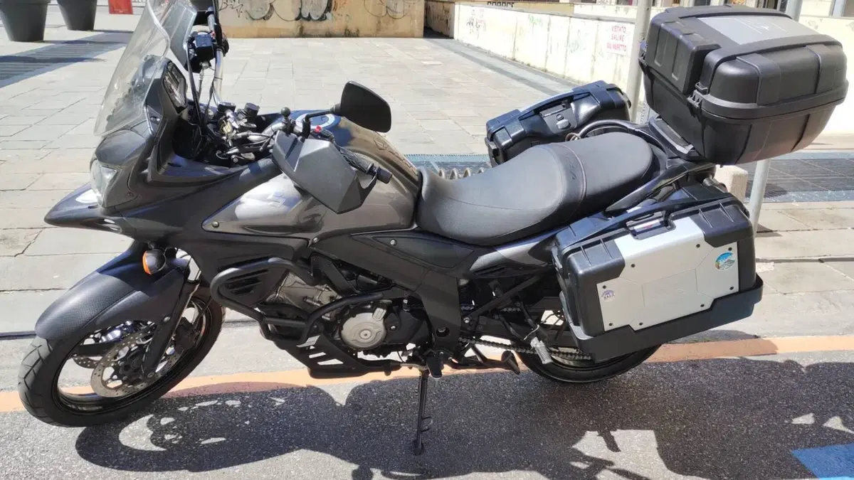 Suzuki V-Strom 650 ABS (2011 - 17)  (2)