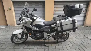 Honda NC 750 X ABS (2016 -17)  (4)