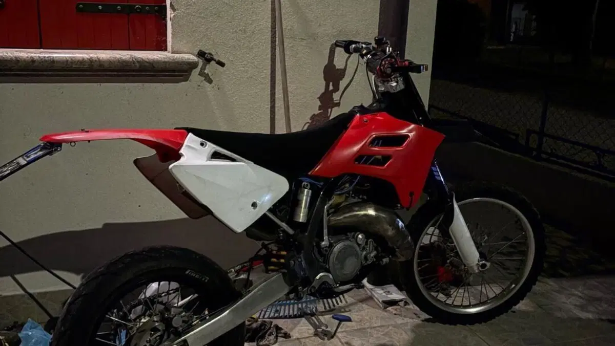 GASGAS EC 125 2T (2001 - 04)  (6)