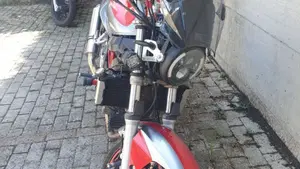 Suzuki SV 650 (2006 - 11)  (5)