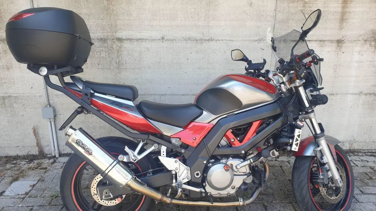 Suzuki SV 650 (2006 - 11)  (8)