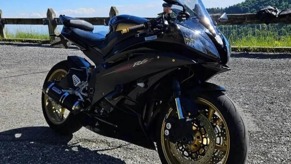 Yamaha YZF R6 (2006 - 07) 