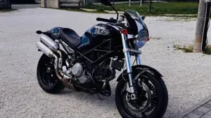 Ducati Monster S2R 1000  (9)