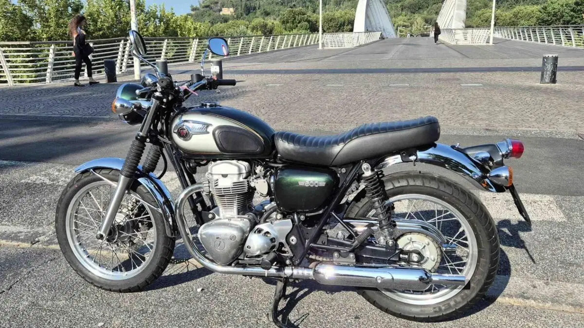 Kawasaki W 800 (2010 - 17) 
