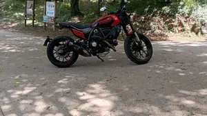 Ducati Scrambler 800 Full Throttle (2023 - 24)  (2)