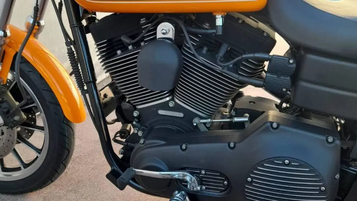 Harley-Davidson 1450 Super Glide Sport (2004 - 05) - FXDXI  (5)