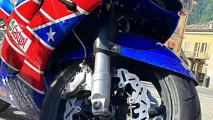 Honda CBR 900 RR (1998 - 99)  (4)