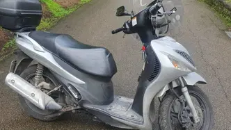 Suzuki SIXteen 150 (2007 - 14) usata