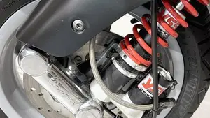 Vespa GTS 250 i.e.  (4)