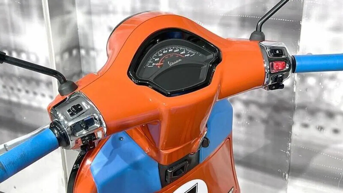 Vespa GTS 300 (2023 - 24)  (6)