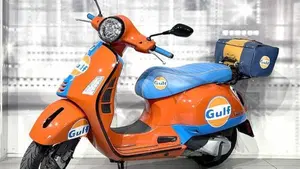 Vespa GTS 300 (2023 - 24)  (7)