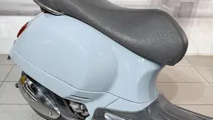 Vespa GTS 250 i.e.  (3)