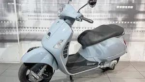 Vespa GTS 250 i.e.  (6)