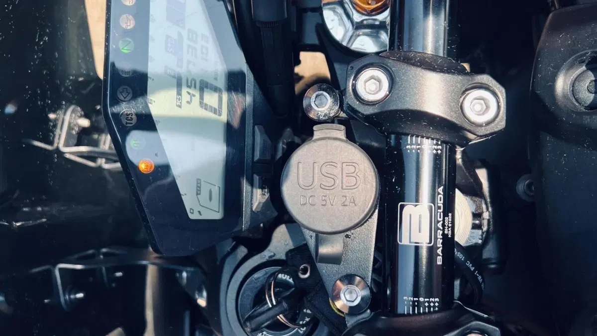 Yamaha MT-09 ABS (2016)  (3)