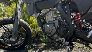 Betamotor RR 125 4T Motard T (2023 - 24)  (3)