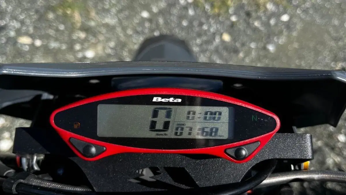 Betamotor RR 125 4T Motard T (2023 - 24)  (5)