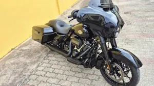 Harley-Davidson Street Glide Special (2021 - 23) 
