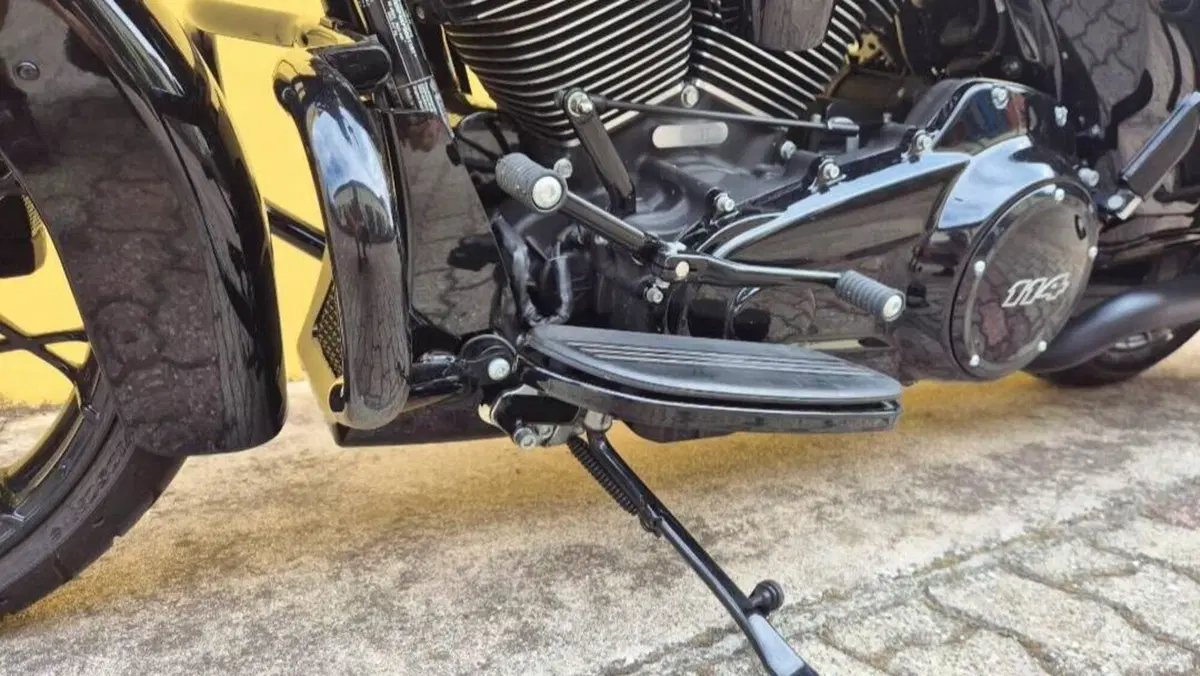 Harley-Davidson Street Glide Special (2021 - 23)  (6)