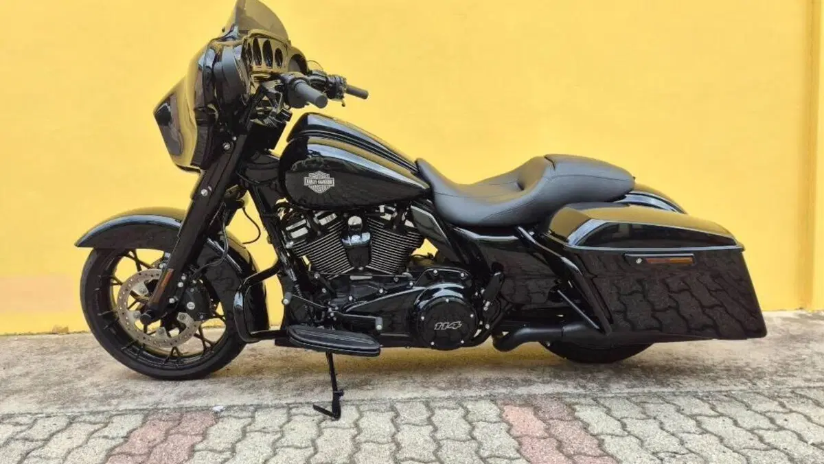 Harley-Davidson Street Glide Special (2021 - 23)  (7)