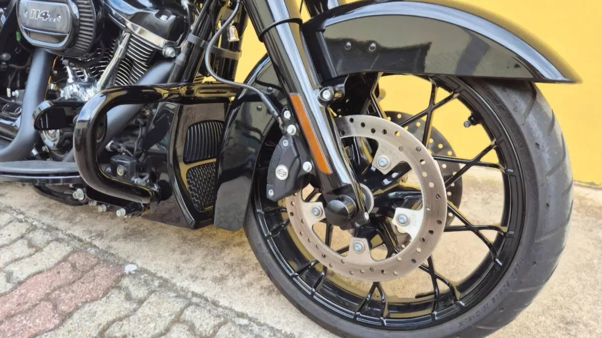 Harley-Davidson Street Glide Special (2021 - 23)  (8)