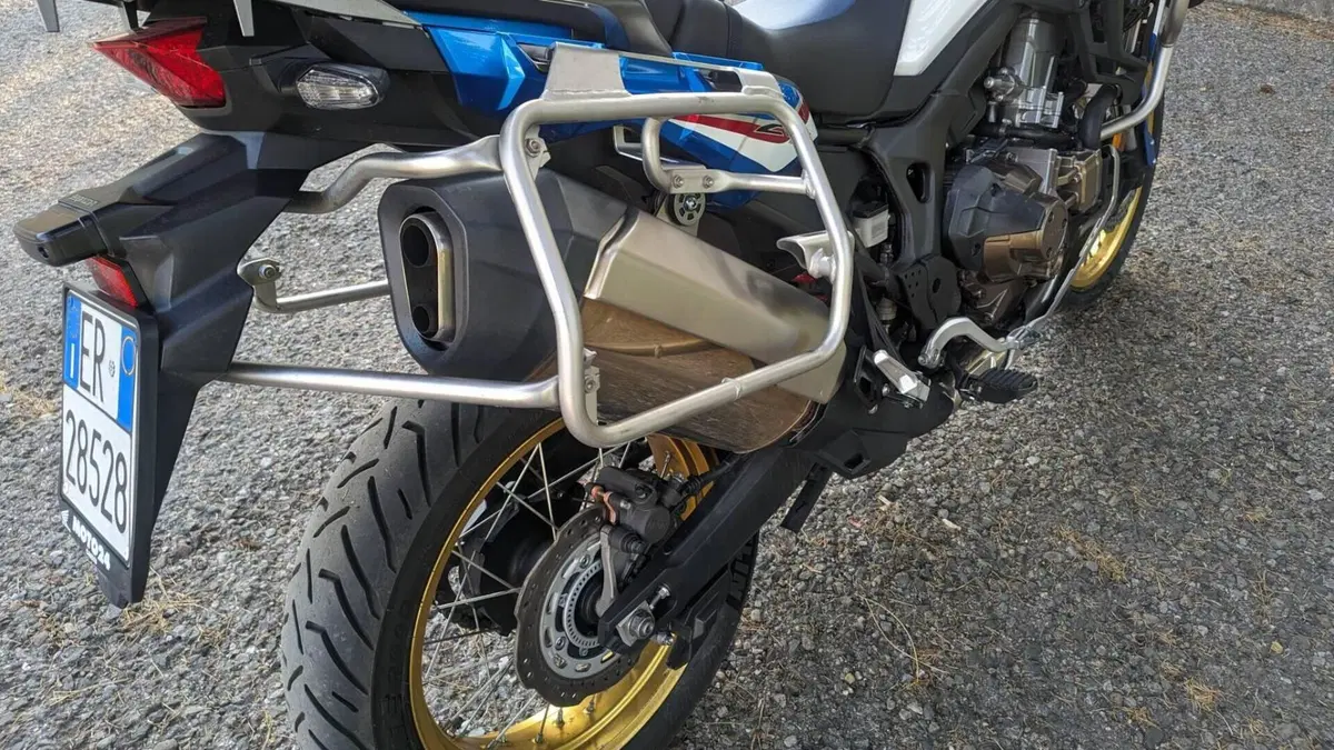 Honda Africa Twin CRF 1000L DCT (2018 - 19)  (6)