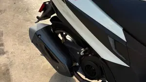 Aprilia SXR 50 (2021 - 26)  (8)