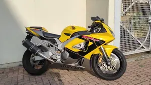 Honda CBR 1000 F (1999 - 00)  (2)