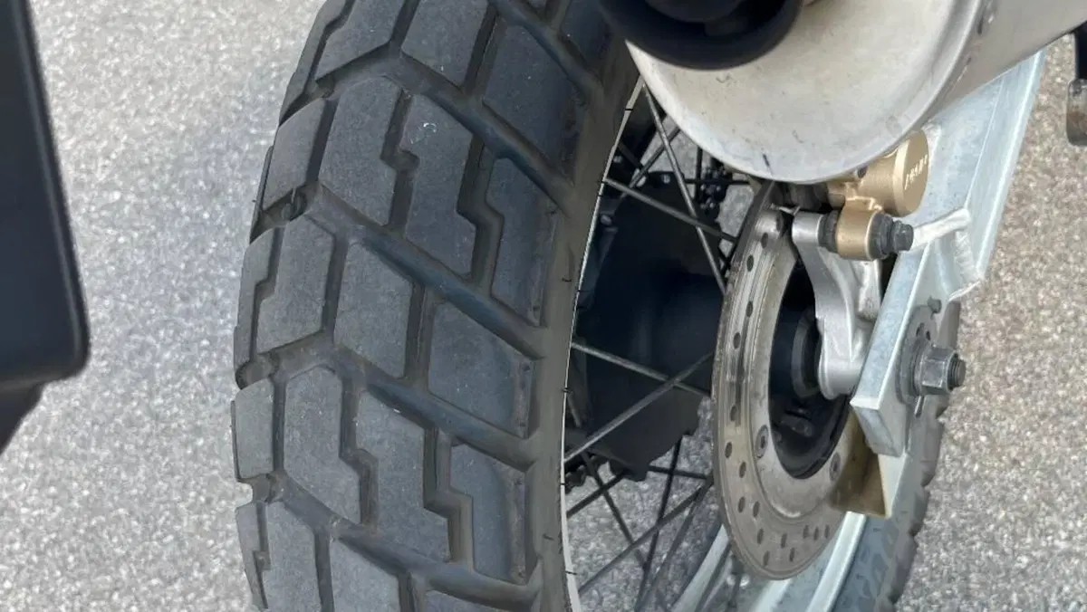 Honda Africa Twin XRV 750 (1996 - 02)  (8)