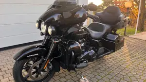 Harley-Davidson 114 Electra Glide Ultra Limited (2021 - 22) - FLHTK  (2)
